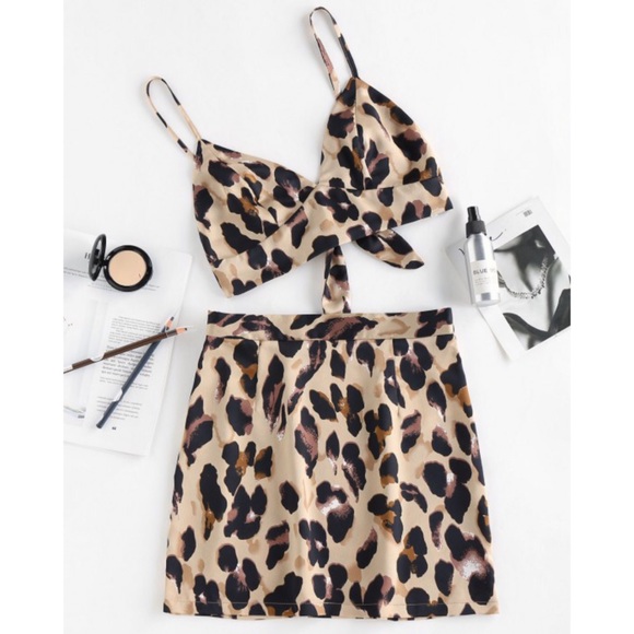 Zaful Dresses & Skirts - Back Tie Leopard Print Two Piece Dress